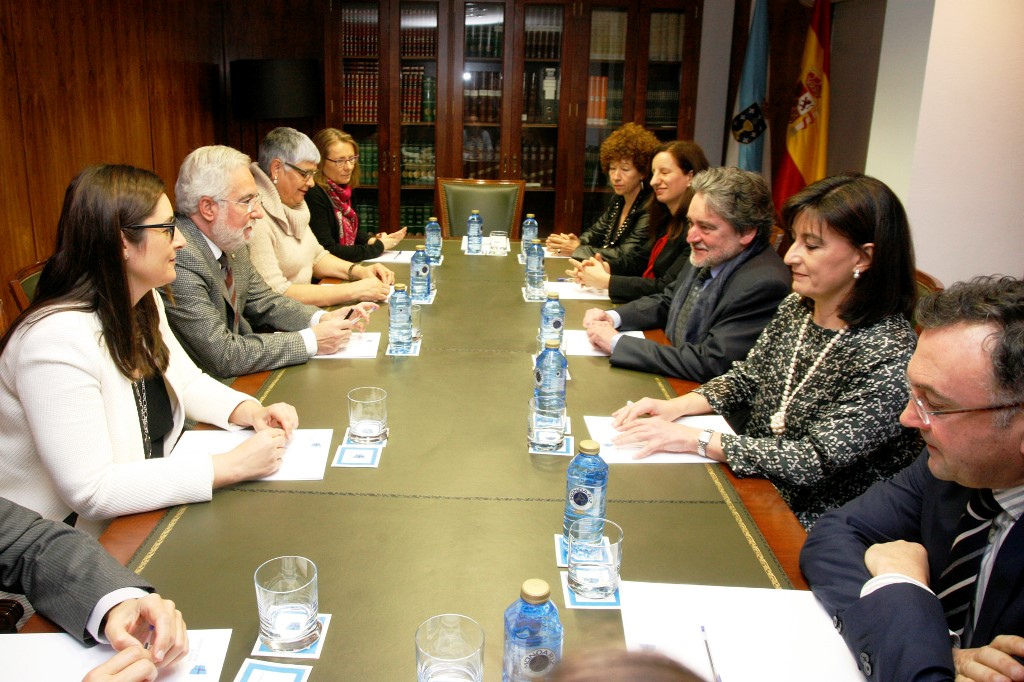 Foto da noticia:Visita institucional dos integrantes da Mesa do Parlamento ao Consello de Contas